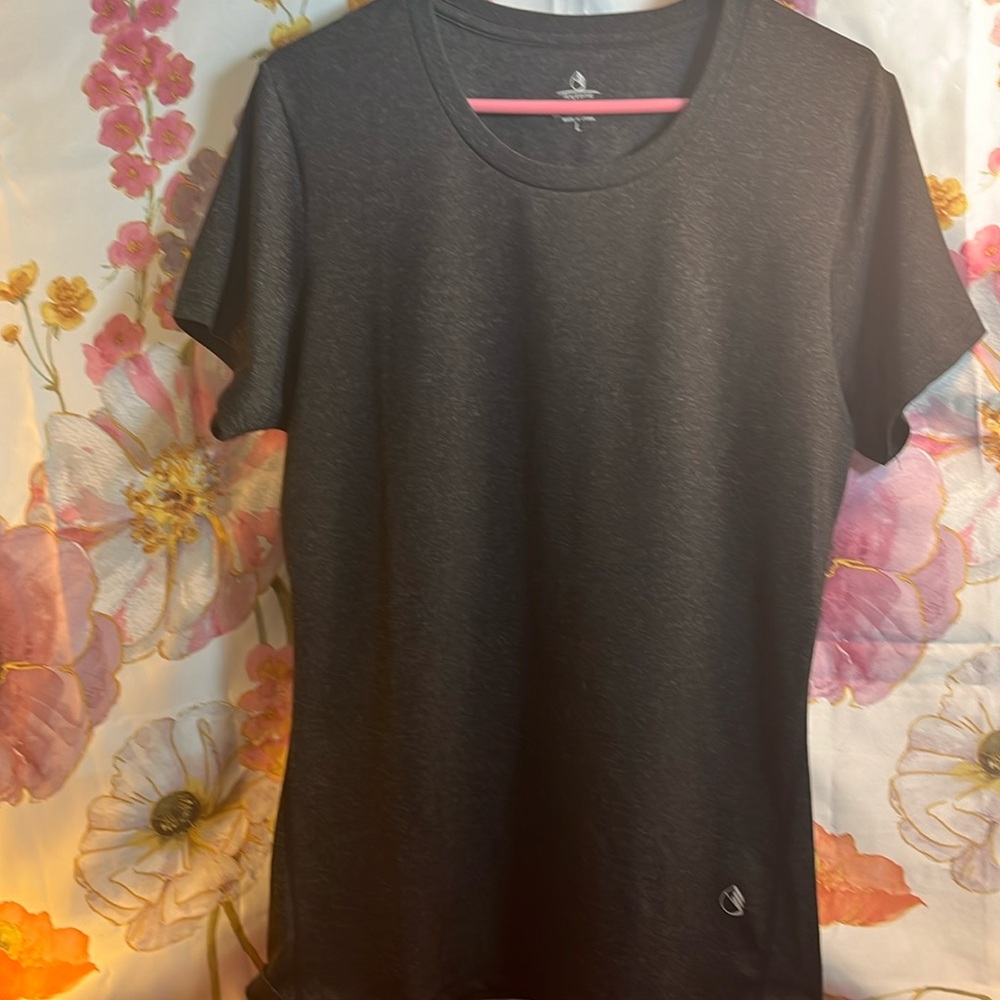 Icyzone tee in gray size large